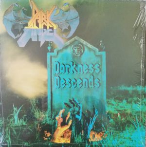 Dark Angel – Darkness Descends